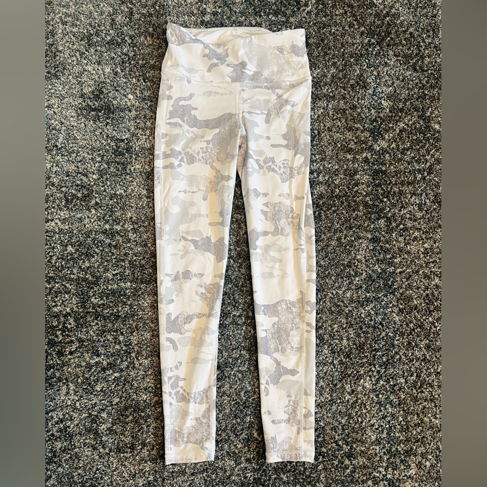Mona b white and gray leggings